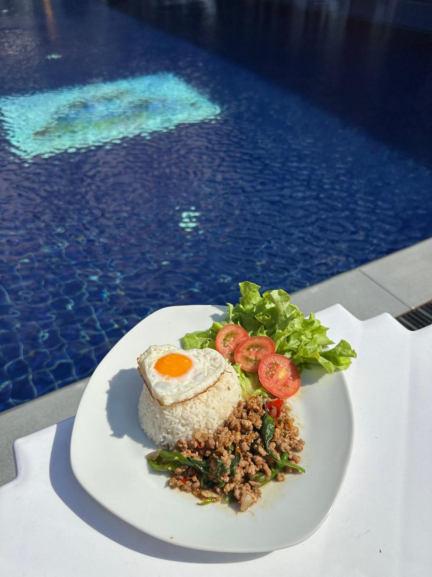 Paradise Land Resort Паттайя Экстерьер фото