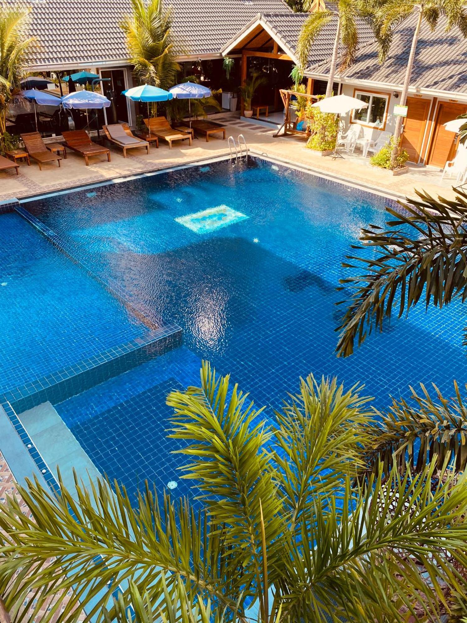 Paradise Land Resort Паттайя Экстерьер фото
